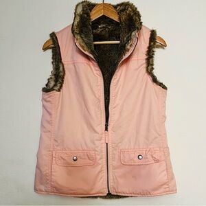 VTG Gap Womens SZ S Reversible Faux Fur Peachy Pink Vest Cozy Warm Girlie Skier